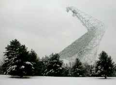 Green Bank Telescope in snow